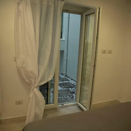 Duesse Luxury Apartament بولينيانو آ ماري
